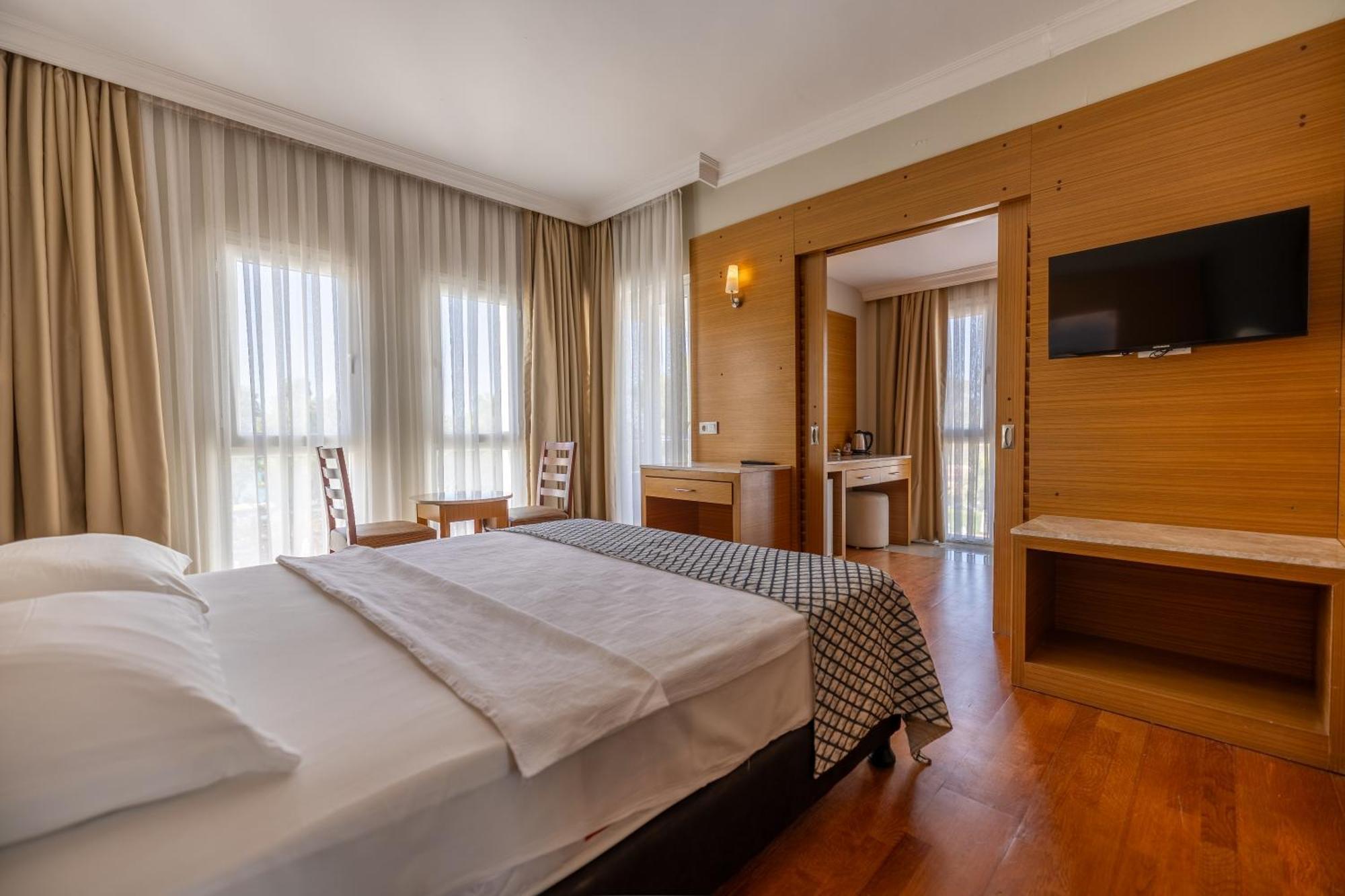 Halic Park Hotel Ayvalik Ngoại thất bức ảnh