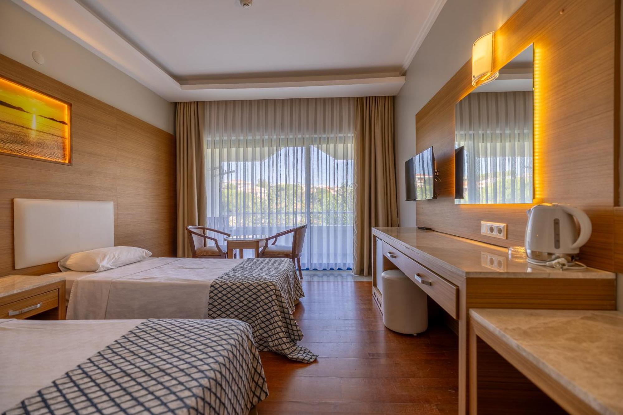 Halic Park Hotel Ayvalik Ngoại thất bức ảnh